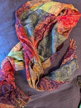 Colorful Paisley Jacquard Scarf - Multicolor